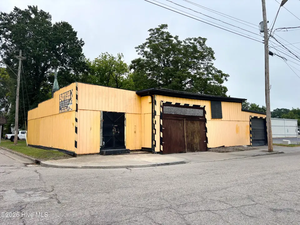501 E Barnes Street S, Wilson, NC 27893 – photo 1 of 13: Garage