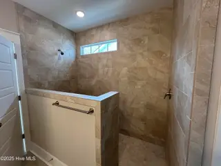 117 Flat Clam Drive, Wilmington, NC 28401 – photo 21: Owners Bath