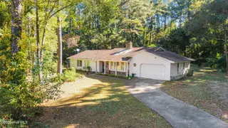 520 Stately Pines Road, New Bern, NC 28560 – photo 6: 6-web-or-mls-DJI_20251031110756_0565_D