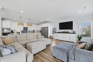 1617 S Shore Drive, Surf City, NC 28445 – photo 14: 18_1617_s_shore_dr_018