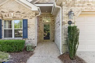 1018 Groppo Cove, Wilmington, NC 28412 — 2-bedroom townhome in Fairfield Park, Wilmington, NC, photo 7 of 40: 7_img_8837