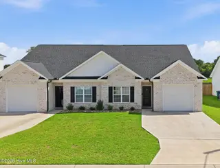 1409 B Dorset Drive, Greenville, NC 27834 – photo 19: Front