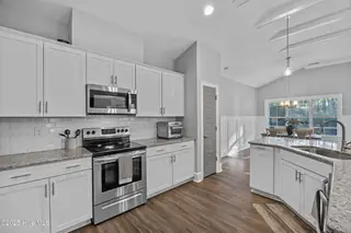 6942 Campbells Ridge Drive SE, Leland, NC 28451 – photo 11: 14_kitchen