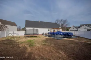 3404 Brownstone Court, Greenville, NC 27858 – photo 12: 3404-Brownstone-4423