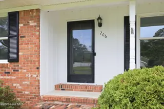 206 Ellison Drive, Washington, NC 27889 – photo 5: 5-web-or-mls-IMG_0001 (1)