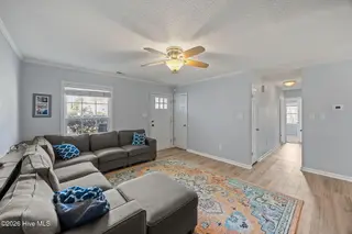303 Greenbriar Drive, Jacksonville, NC 28546 – photo 7: 8-web-or-mls-303 Greenbriar Dr. 9