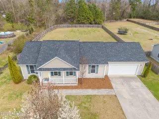 115 Laredo Drive, Jacksonville, NC 28540 – photo 3: 29-web-or-mls-115 Laredo Dr. 73