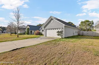 710 Savannah Drive, Jacksonville, NC 28546 – photo 3: 6G8A7747