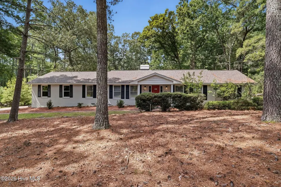 224 Heather Lane, Southern Pines, NC 28387 – photo 1 of 39: 224 Heather Lane