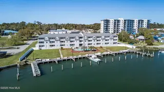 118 Lake Avenue 303, Morehead City, NC 28557 – photo 10: 11-web-or-mls-DJI_20260410164344_0371_D