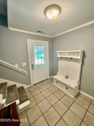 4040 Nc 903, Albertson, NC 28508 — 4-bedroom home, Albertson, NC, photo 11 of 41: Mudroom