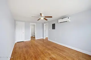 1607 Saint Andrew Street, Tarboro, NC 27886 – photo 9: 21-web-or-mls-BLS_0020