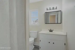 173 Sea Gull Lane, North Topsail Beach, NC 28460 – photo 15: 173 Sea Gull - Interiors - Edited