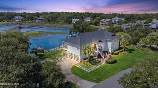 808 Inlet View Drive, Wilmington, NC 28409 – photo 4: 3_stylized-dji_20260916123829_0051_d