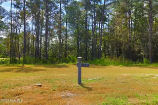 509 Swan Court, Beaufort, NC 28516 – photo 3: 509 Swan Court