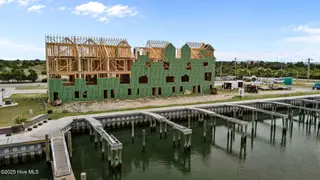 200 Olde Towne Yacht Club Drive 49, Beaufort, NC 28516 – photo 4: 5-web-or-mls-DJI_20250729165415_0997_D
