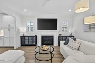 753 Edgerton Drive, Wilmington, NC 28412 – photo 17: Natural Gas Fireplace