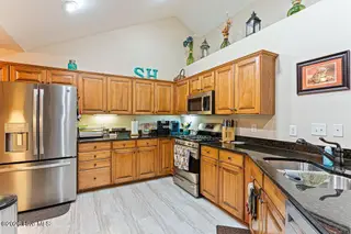 103 W Chelsea Court, Southern Pines, NC 28387 – photo 13: Kitchen