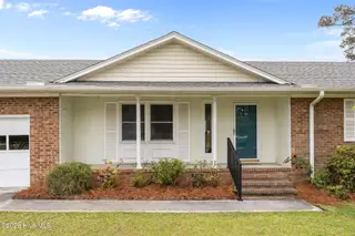 902 Hedrick Boulevard, Morehead City, NC 28557 – photo 5: 5-web-or-mls-1S3A3012