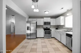 2026 Longview Drive, Greenville, NC 27858 – photo 13: 21-IMG_6736-HDR