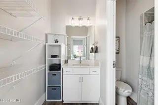 102 Cape Fear Boulevard Unit 204, Carolina Beach, NC 28428 — 2-bedroom condo in Towne Place Condominium, Carolina Beach, NC, photo 23 of 33