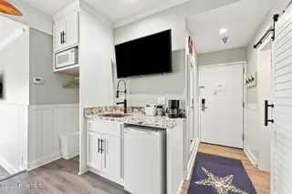 602 W Fort Macon Road 132, Atlantic Beach, NC 28512 – photo 14: 10-web-or-mls-IMG_8529_edit