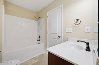 2204 Birch Hollow Drive, Winterville, NC 28590 – photo 24: bath 2