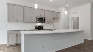 800 Fernwind Circle, Aberdeen, NC 28315 – photo 4: Kitchen