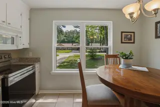 1400 Rodney Road, Greenville, NC 27834 — 3-bedroom home in Greenwood Forest, Greenville, NC, photo 8 of 30