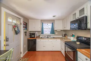 2313 Avery Street, Morehead City, NC 28557 – photo 10: DBR_8093