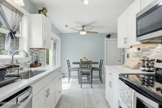1698 Old Folkstone Road, Sneads Ferry, NC 28460 – photo 10: 1698 Old Folkstone Rd - Interiors - Edit