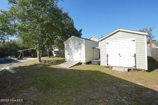 127 NW 10th Street, Oak Island, NC 28465 – photo 17: 127 NW 10th St Oak Island NC-large-020-0