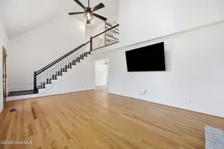 949 Teakwood Drive, Greenville, NC 27834 – photo 6: 22-web-or-mls-IMG_0008