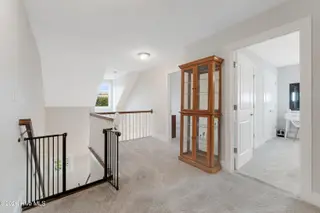 428 Lanyard Drive, Newport, NC 28570 – photo 19: Second floor landing