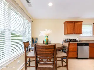 1660 Cedar Point Circle, Elizabeth City, NC 27909 – photo 5: Eat in Kitchen