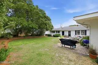 2112 Evans Street, Morehead City, NC 28557 – photo 13: 14-web-or-mls-1S3A7644