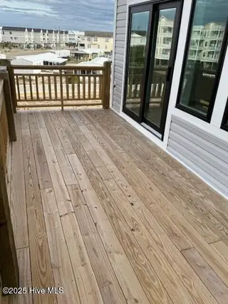 126 Shell Road, Surf City, NC 28445 – photo 14: 126 Shell Road Deck photo