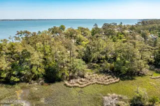 4 West Court, Pine Knoll Shores, NC 28512 – photo 14: McGinnis Point West Court