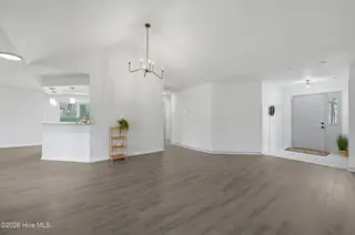103 Dockside Drive, Jacksonville, NC 28546 – photo 5: 6_103_dockside_dr_006