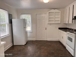 226 Calhoun Drive, Wilmington, NC 28412 — 2-bedroom home in Belmont, Wilmington, NC, photo 6 of 12: Appliances as shown