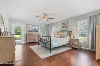 5874 Lake Joel Drive SW, Ocean Isle Beach, NC 28469 — 3-bedroom home in Crownstream, Ocean Isle Beach, NC, photo 20 of 47: 5874LakeJoelDrSW - 22