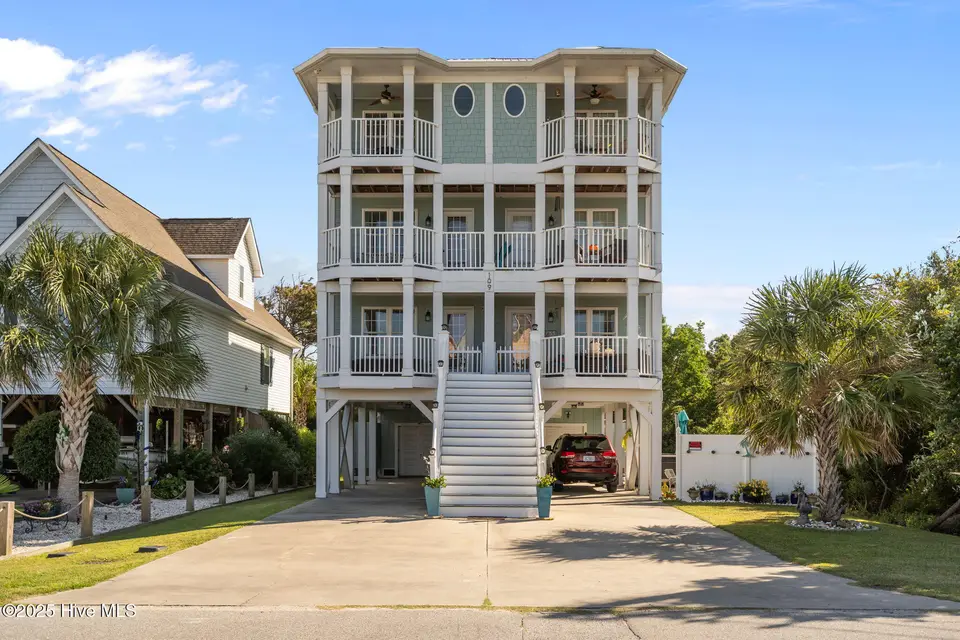 109 Greenville Avenue 1, Carolina Beach, NC 28428 – photo 1 of 53: Front