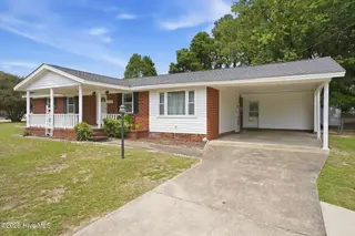 910 Old Grantham Road, Goldsboro, NC 27530 – photo 3: 910 Old Grantham Road