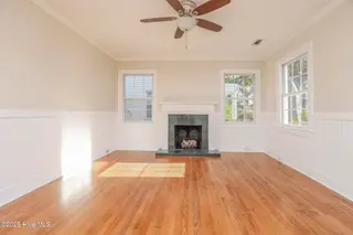 402 Warlick Street, Jacksonville, NC 28540 — 3-bedroom home in Murrill Subdivision, Jacksonville, NC, photo 6 of 46: 402 Warlick-29