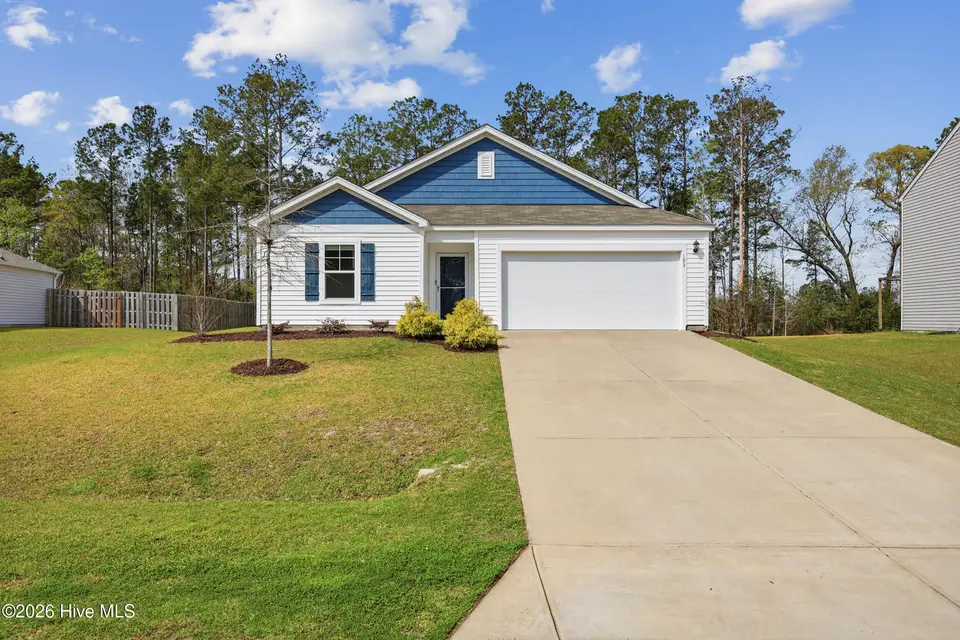193 Fresh Air Drive, Hampstead, NC 28443 – photo 1 of 37: 1_img_8169