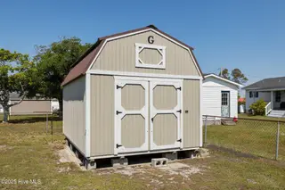 139 Diamond City Drive, Harkers Island, NC 28531 – photo 10: 26-web-or-mls-1S3A9966