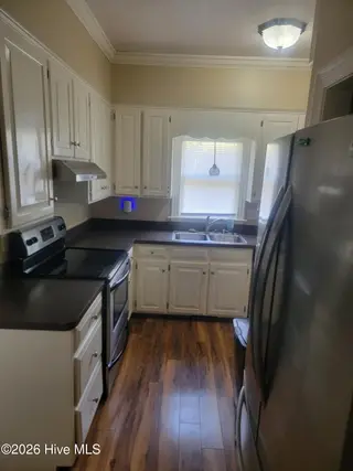 2906 Brentwood Drive N, Wilson, NC 27896 – photo 8: Kitchen
