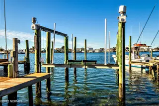 519 Atlantic Beach Causeway, Atlantic Beach, NC 28512 – photo 6: 519 Atlantic Beach Cswy