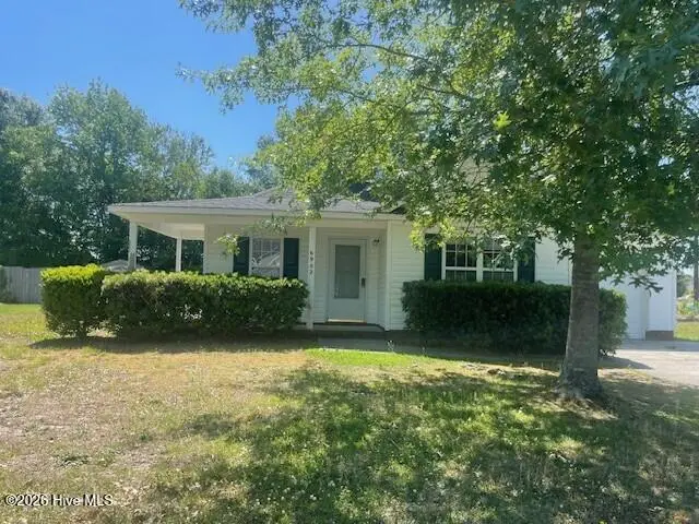 6902 Farrington Farms Drive, Wilmington, NC 28411