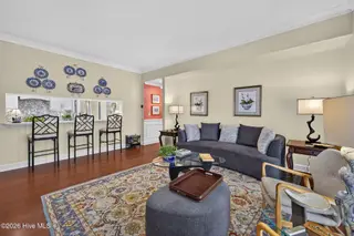 1425 Suncourt Villa Drive, Wilmington, NC 28409 – photo 16: 1425SuncourtVillaDrive-28